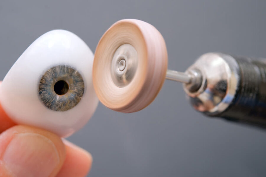 Qué es un ocularista