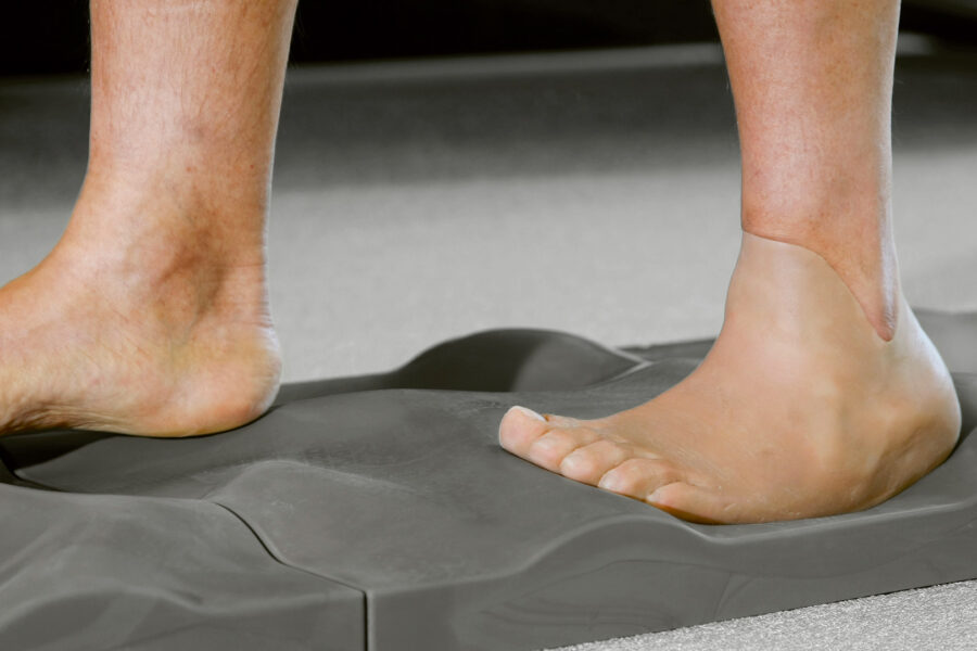 Se puede caminar sin dedos en los pies