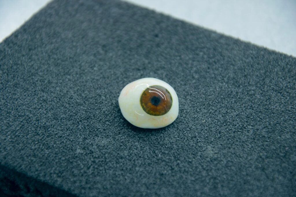 prótesis ocular personalizada